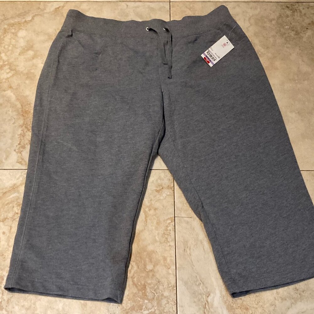 Women's Petite 3/4 Length Sweatpants (L)